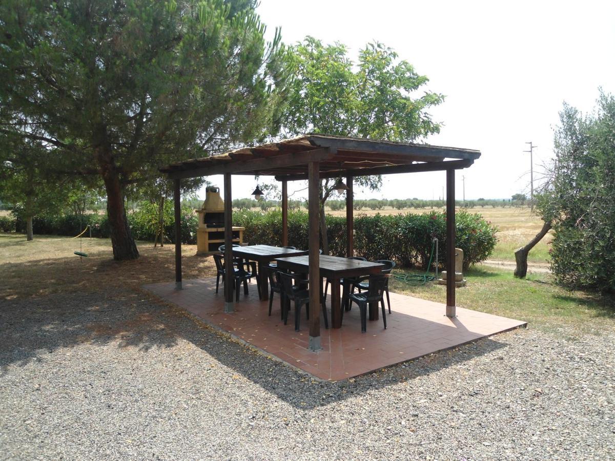 Agriturismo Le Pescine Vada Exterior foto